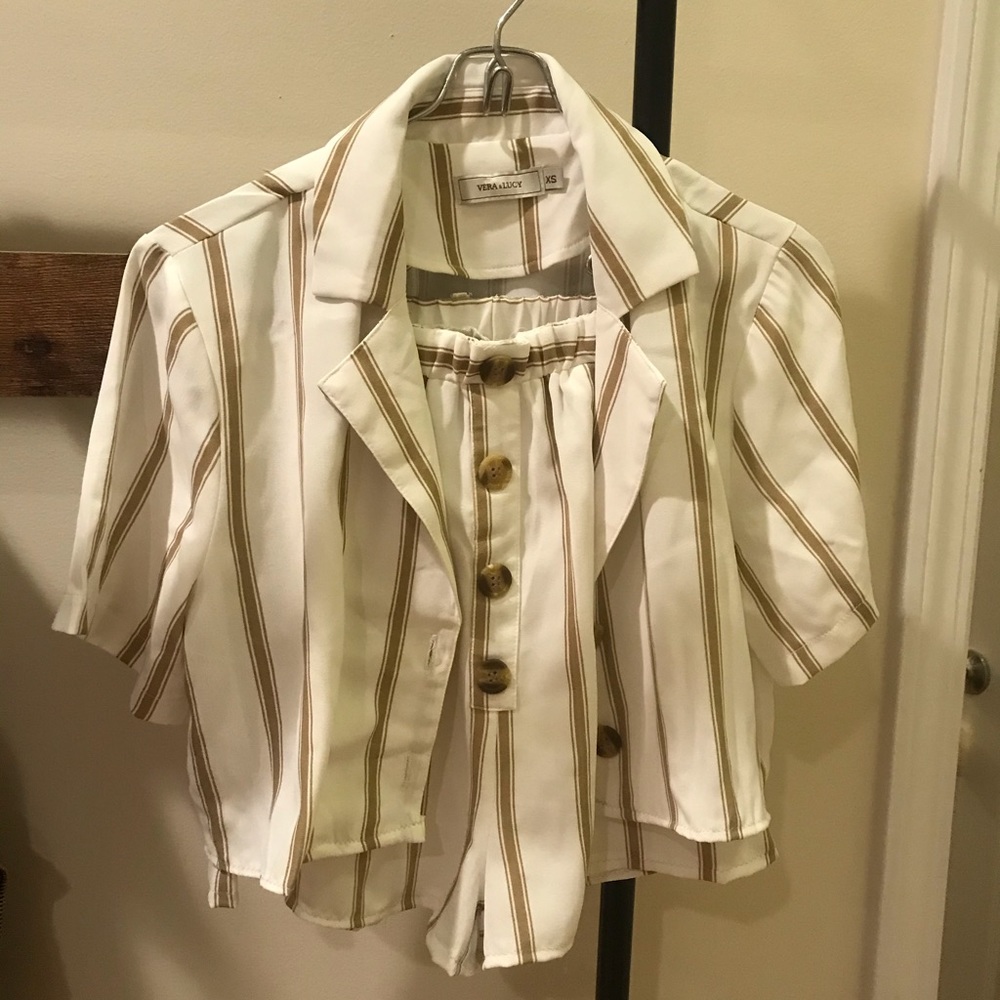 Vera & Lucy set